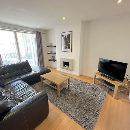Parc Y Bryn Serviced Apartments อาเบอรีสวิท ภายนอก รูปภาพ