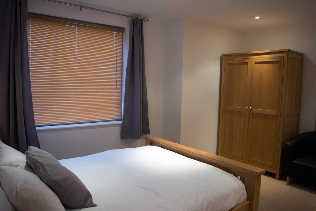 Parc Y Bryn Serviced Apartments อาเบอรีสวิท ภายนอก รูปภาพ