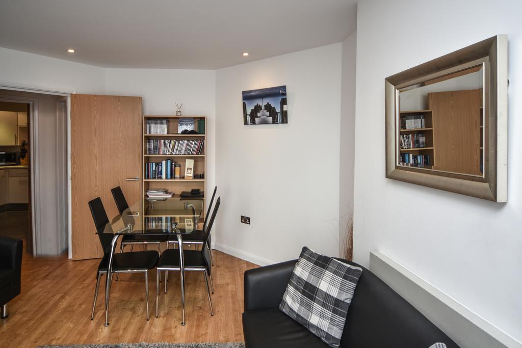 Parc Y Bryn Serviced Apartments อาเบอรีสวิท ภายนอก รูปภาพ